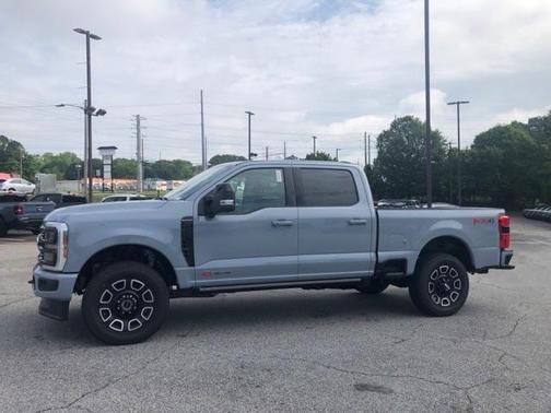2025 Ford F-250 Platinum