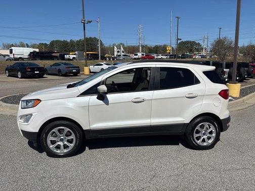 White Platinum Clearcoat Metallic 2018 Ford EcoSport SE
