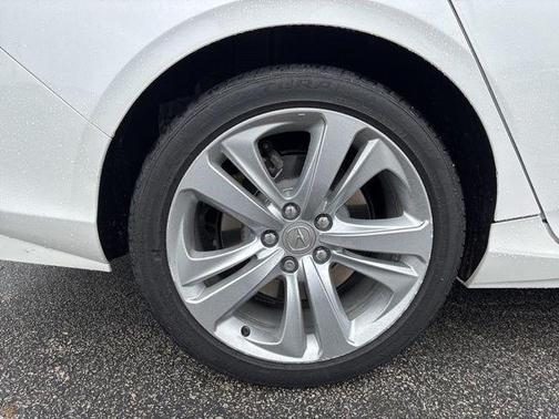 Platinum White Pearl 2022 Acura TLX Technology
