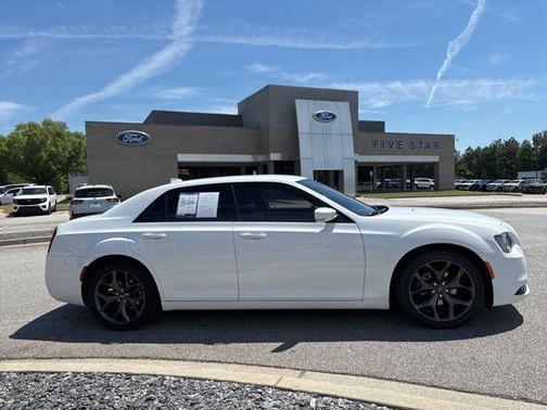 Bright White Clearcoat 2021 Chrysler 300 S