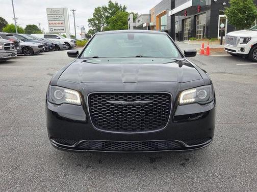 Gloss Black 2021 Chrysler 300 Touring