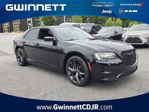 Gloss Black 2021 Chrysler 300 Touring