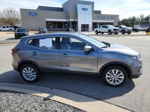 2022 Nissan Rogue Sport S