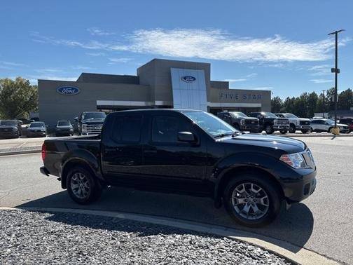 2021 Nissan Frontier SV