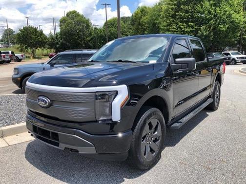 2023 Ford F-150 Lightning XLT