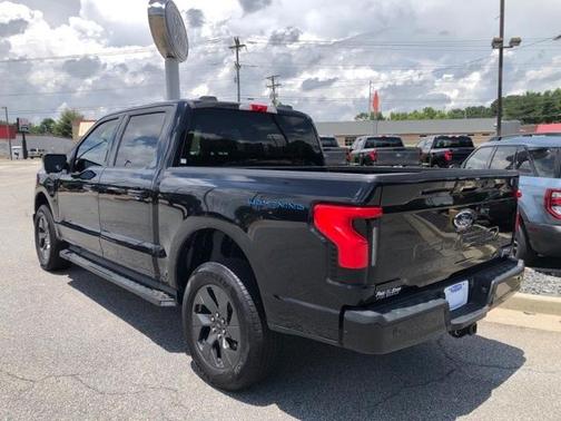 2023 Ford F-150 Lightning XLT