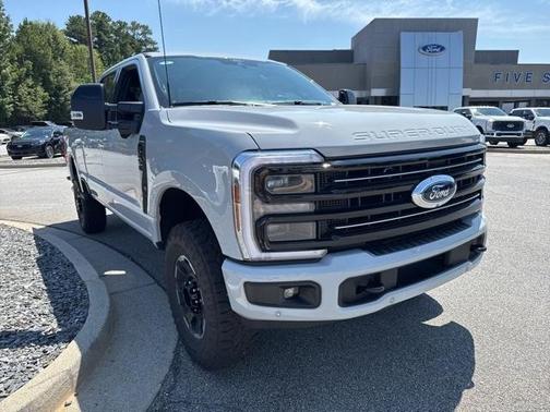 2026 Ford F-250 Platinum