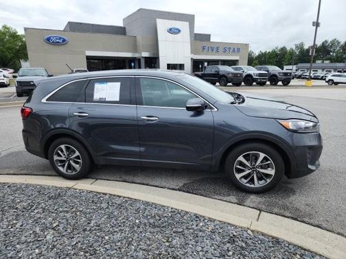 2020 Kia Sorento LX
