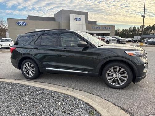 2022 Ford Explorer XLT