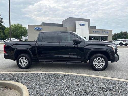 Midnight Black Metallic 2024 Toyota Tundra SR5