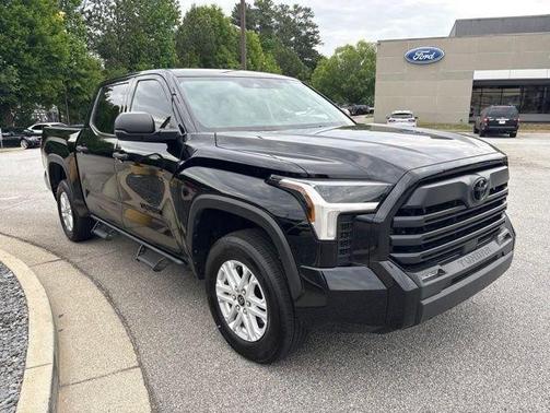 Midnight Black Metallic 2024 Toyota Tundra SR5