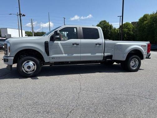 Avalanche 2026 Ford F-350