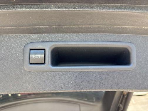 Midnight Black Metallic 2021 Toyota Highlander XSE