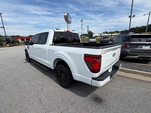 Oxford White 2024 Ford F-150 XLT