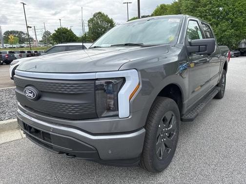 2025 Ford F-150 Lightning Flash