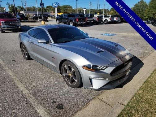 2020 Ford Mustang EcoBoost