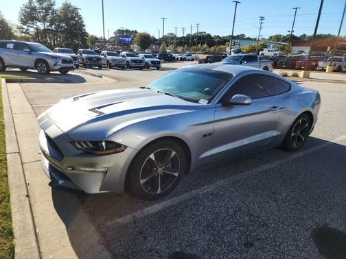 2020 Ford Mustang EcoBoost