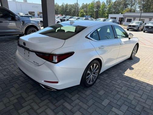 2020 Lexus ES 350 Base