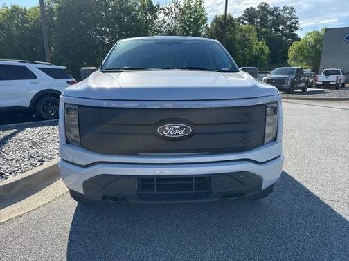 2025 Ford F-150 Lightning XLT