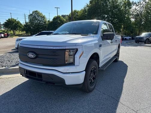 2025 Ford F-150 Lightning XLT
