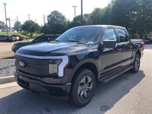 2025 Ford F-150 Lightning Flash