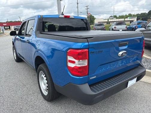 Velocity Blue Metallic 2022 Ford Maverick XL