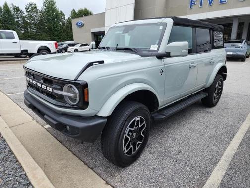 2021 Ford Bronco Outer Banks