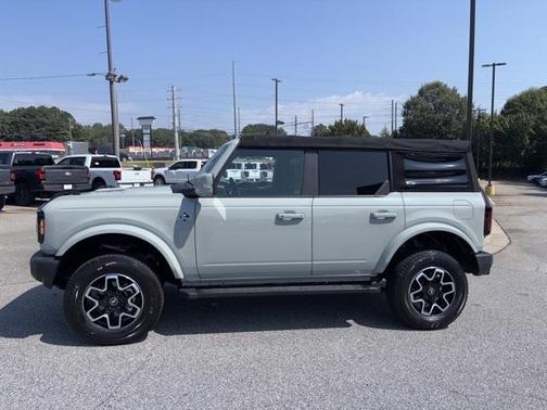 2021 Ford Bronco Outer Banks