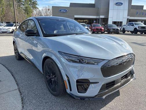 2025 Ford Mustang Mach-E GT