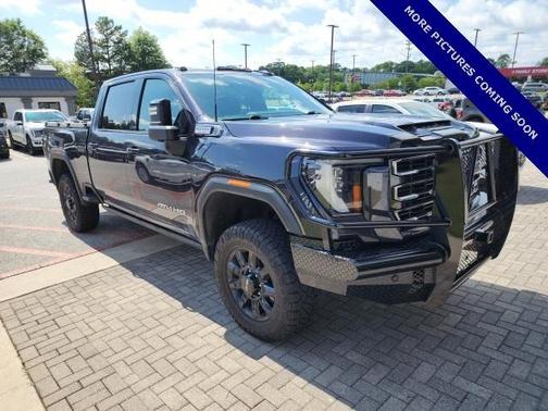 2024 GMC Sierra 2500 AT4