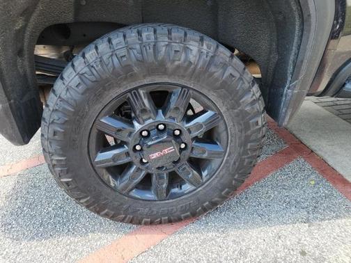 2024 GMC Sierra 2500 AT4
