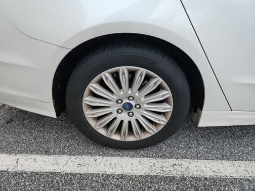 2014 Ford Fusion Energi SE Luxury