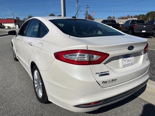 2014 Ford Fusion Energi SE Luxury