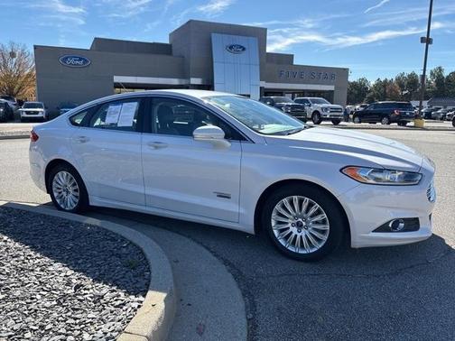 2014 Ford Fusion Energi SE Luxury