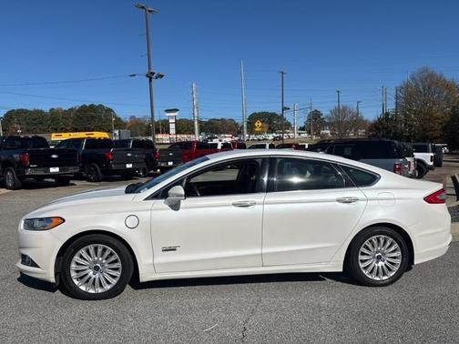 2014 Ford Fusion Energi SE Luxury