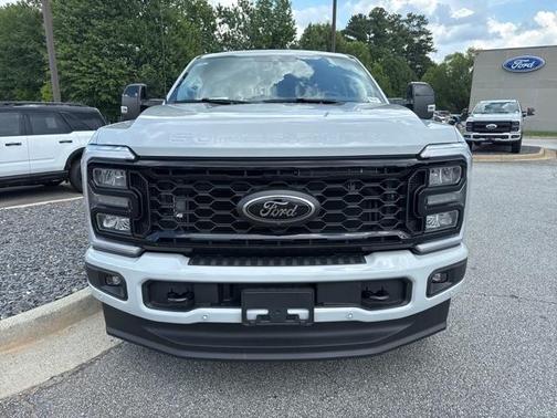2025 Ford F-350 Lariat Super Duty