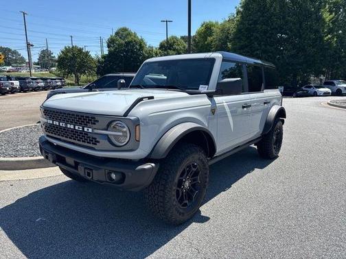 Avalanche 2026 Ford Bronco Badlands