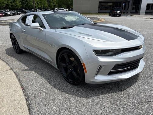 Silver Ice Metallic 2018 Chevrolet Camaro 2LT