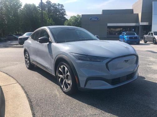 2025 Ford Mustang Mach-E Select