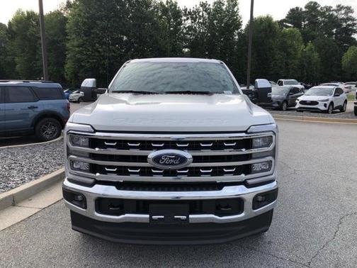 2025 Ford F-350 Lariat Super Duty
