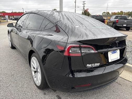 2022 Tesla Model 3 Base