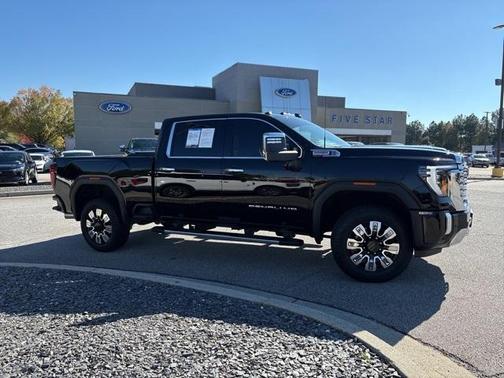 2025 GMC Sierra 2500 Denali
