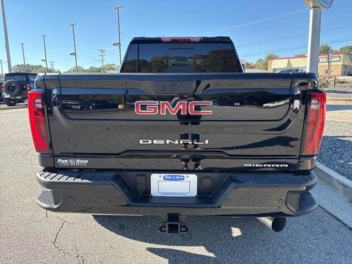 2025 GMC Sierra 2500 Denali