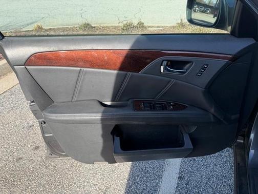 2010 Toyota Avalon Limited