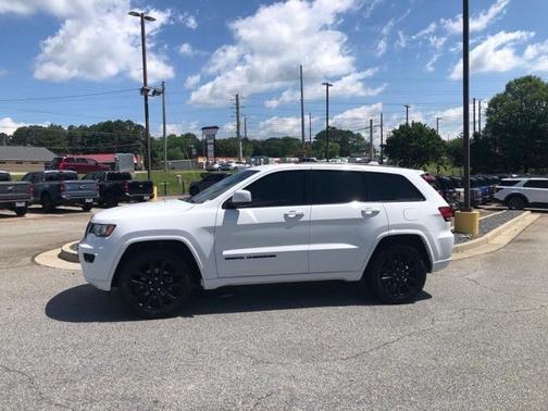 2020 Jeep Grand Cherokee Altitude