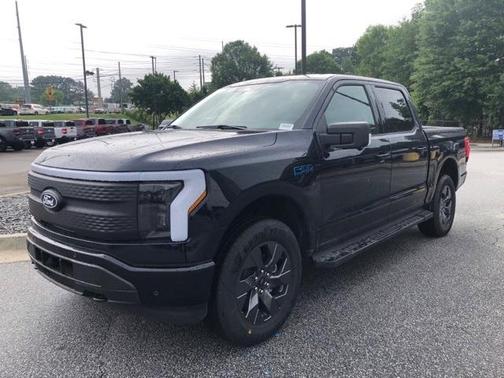 2025 Ford F-150 Lightning Flash