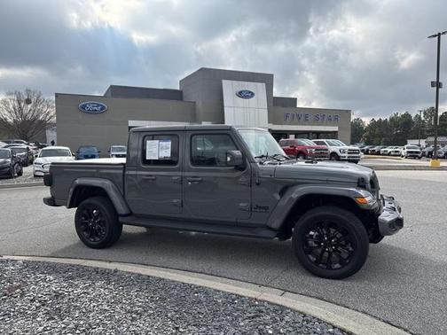 2023 Jeep Gladiator Overland