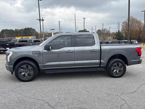 2023 Ford F-150 Lightning XLT