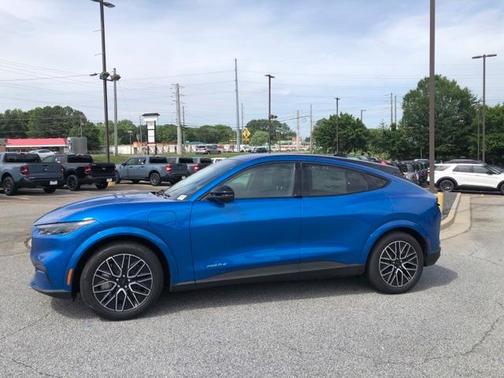 2025 Ford Mustang Mach-E Premium