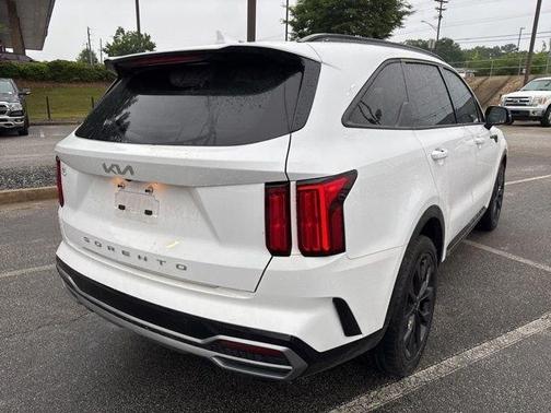 Glacial White Pearl 2022 Kia Sorento SX